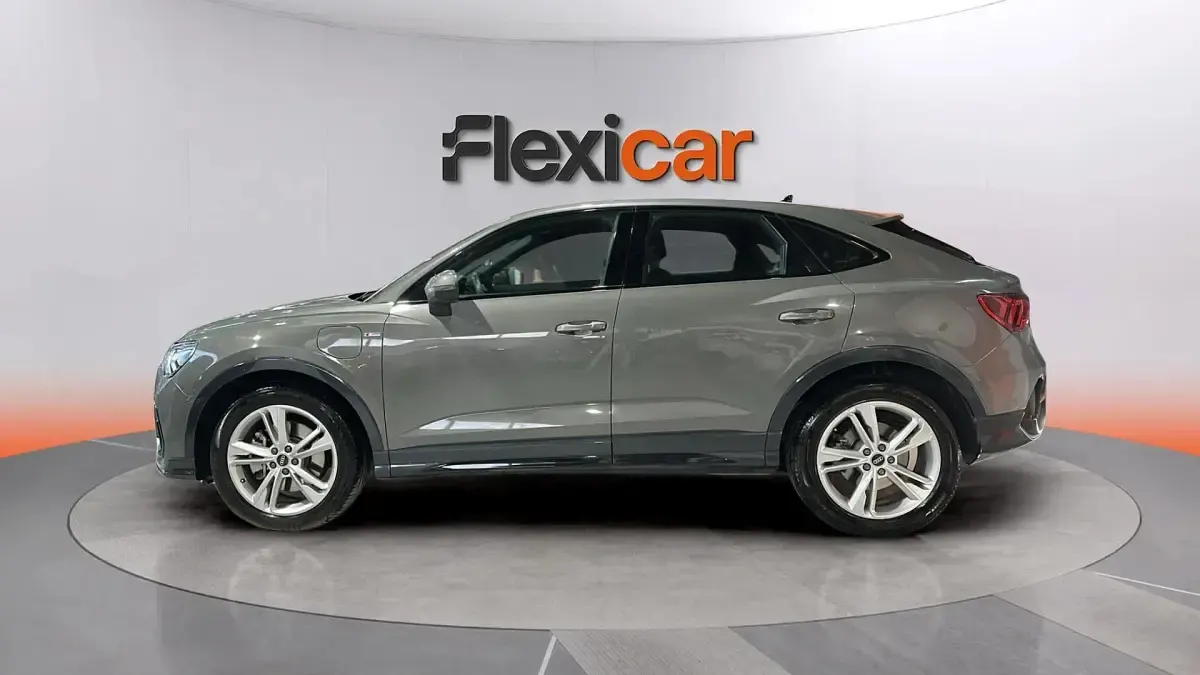 Usado Audi Q3 Sportback Advanced 245 CV (180 kW) 2022 Gris SUV