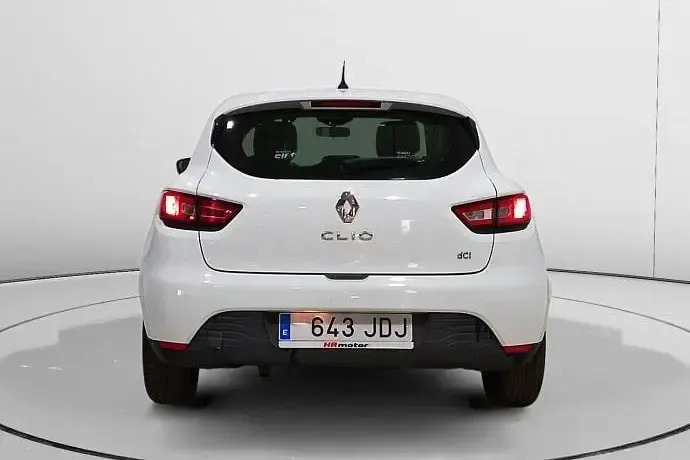 Usado Renault Clio Expression 90 CV (66 kW) 2015