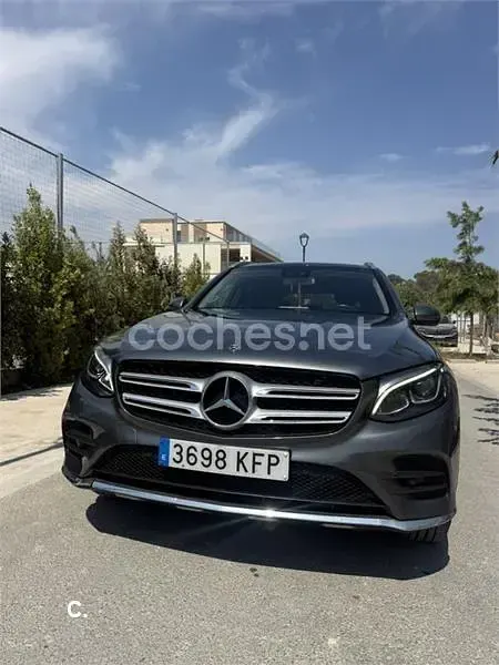 Usado Mercedes GLC250 AMG line 204 CV (150 kW) 2017 Gris / plata SUV