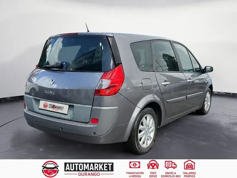 Usado Renault Grand Scénic II Dynamique 150 CV (110 kW) 2009 Gris / plata Monovolumen