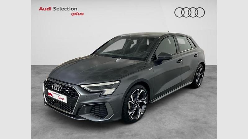 Usado Audi A3 150 CV (110 kW) 2024 Gris daytona efecto perla Berlina