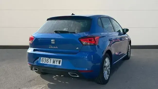 Usado Seat Ibiza FR 115 CV (84 kW) 2025 Azul Utilitario