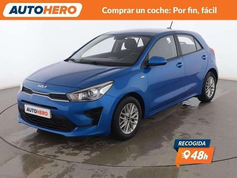 Azul Usado 2022 Kia Rio Utilitario | 13.428 € (Precio justo) - Imagen 1/3