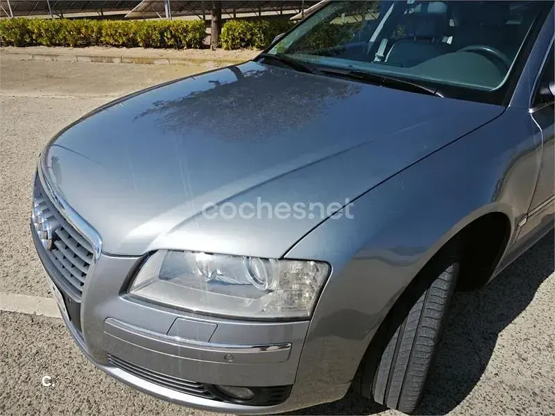 Usado Audi A8 233 CV (171 kW) 2007 Gris / plata Berlina