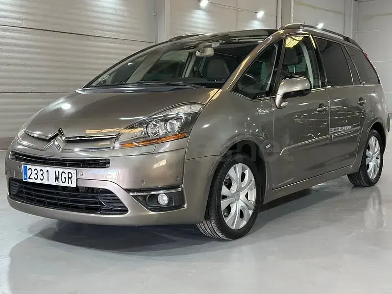 Usado Citroën Grand C4 Picasso Exclusive 136 CV (100 kW) 2010 Beige Monovolumen
