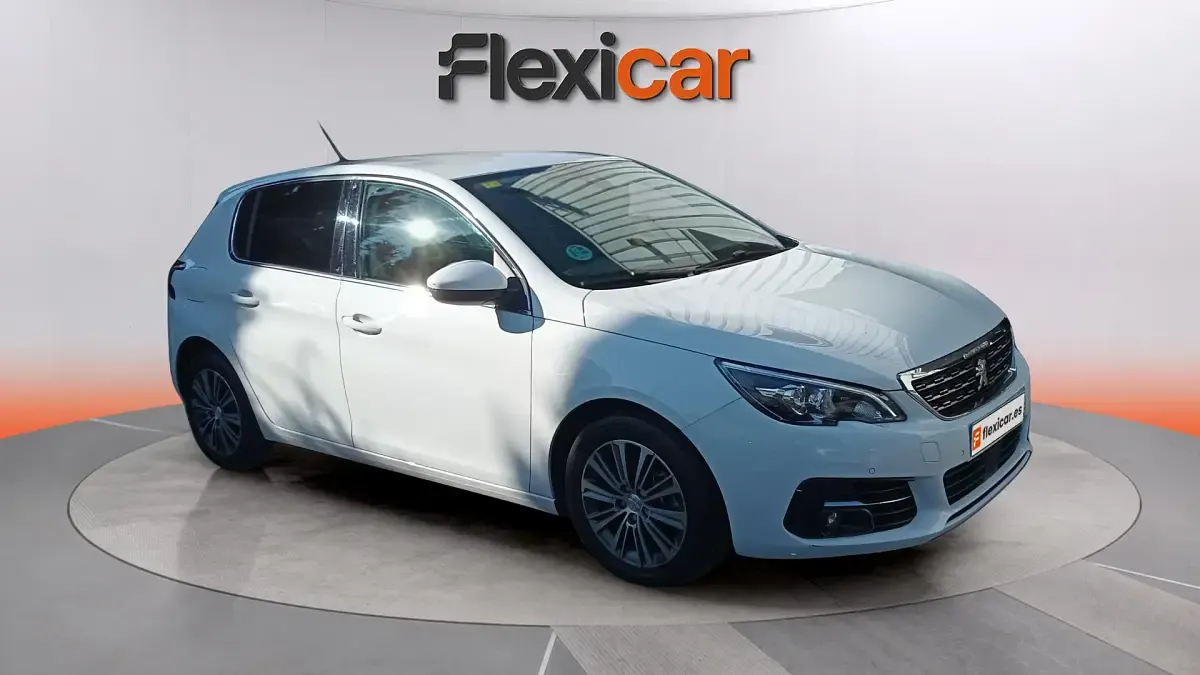 Usado Peugeot 308 Allure 131 CV (96 kW) 2020 Utilitario