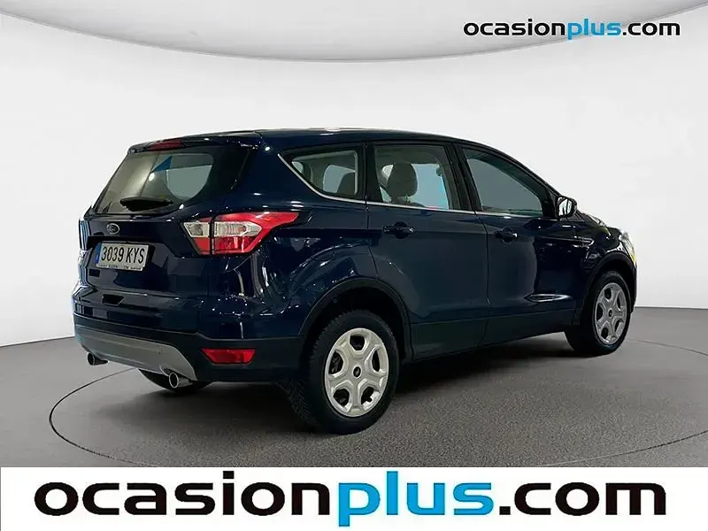 Usado Ford Kuga Trend 120 CV (88 kW) 2019 Azul SUV