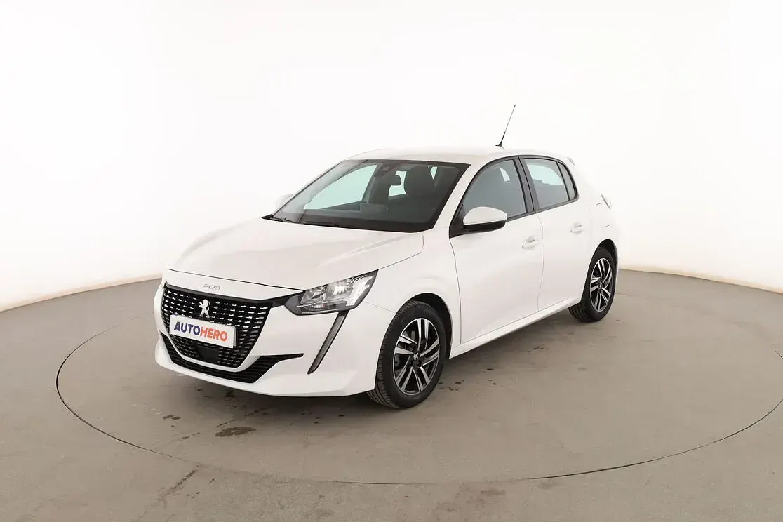 Usado Peugeot 208 Allure 101 CV (74 kW) 2019 Utilitario