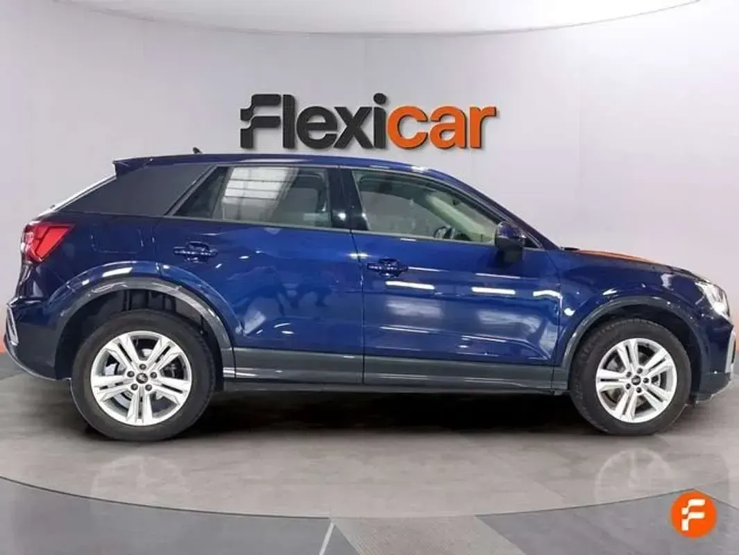 Usado Audi Q2 Advanced 150 CV (110 kW) 2021 Azul SUV