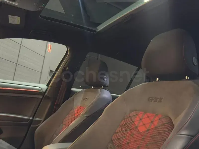 Usado VW Golf VII GTI 290 CV (213 kW) 2019 Negro Berlina