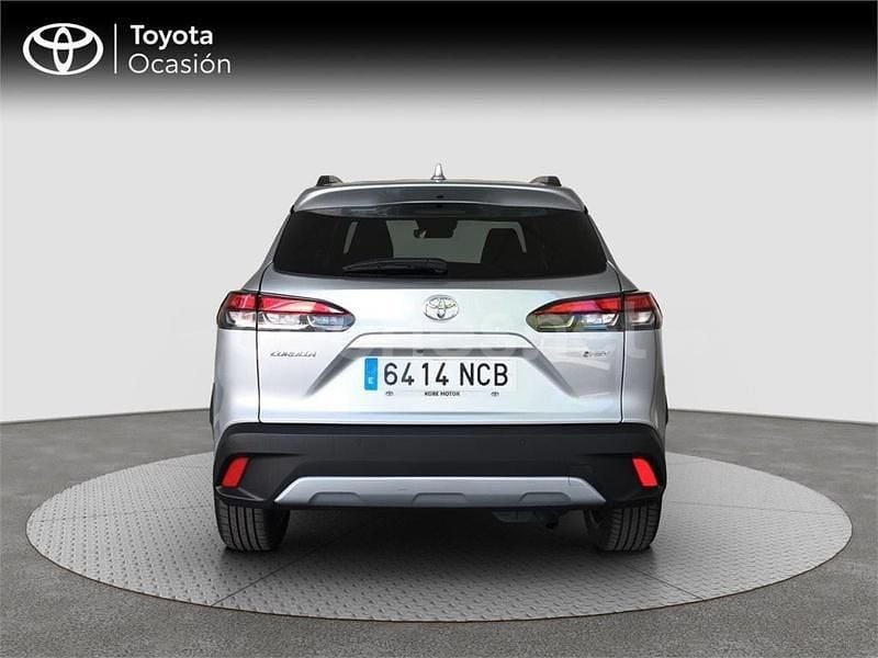 Usado Toyota Corolla Cross Style 140 CV (102 kW) 2025 Gris / plata SUV