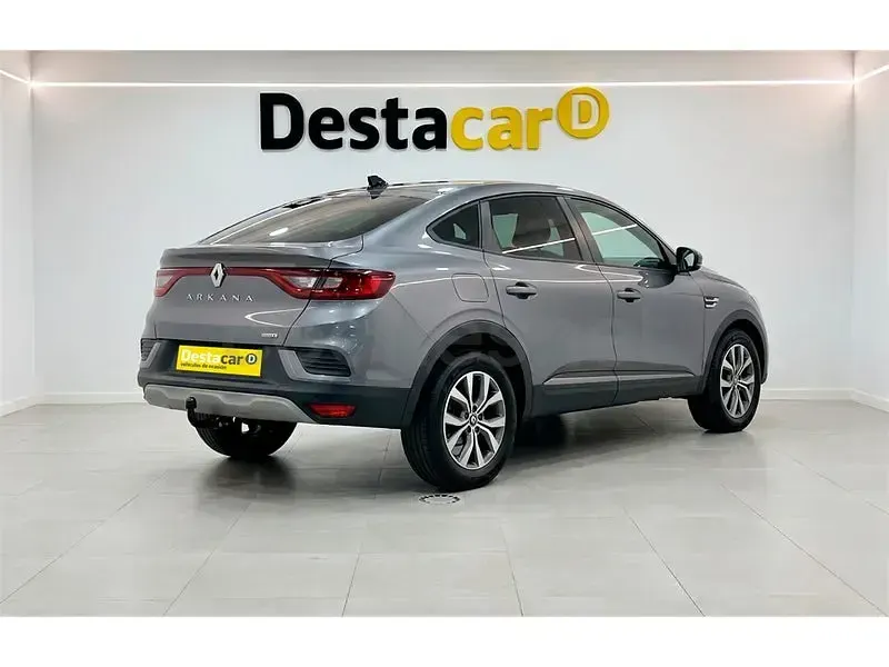 Usado Renault Arkana Intens 145 CV (106 kW) 2022 Gris / plata SUV