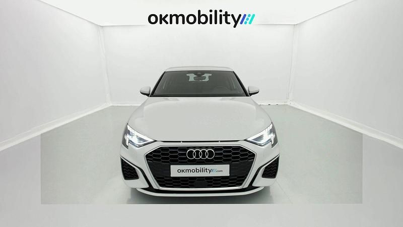 Usado Audi A3 Sportback e-tron S-Line 150 CV (110 kW) 2023 Ibis weiss Utilitario