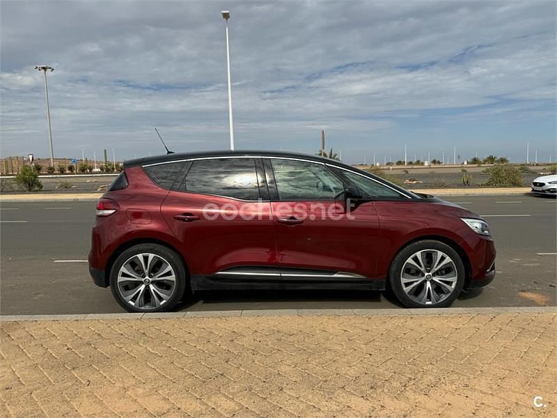 Granate Usado 2017 Renault Scénic IV Zen Monovolumen | 13.000 € (Super precio) - Imagen 1/4