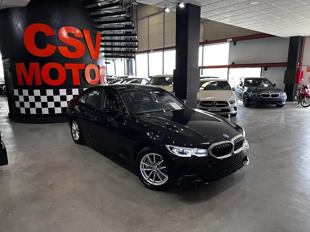 Usado BMW 330e Comfort Edition 292 CV (214 kW) 2021 Negro Utilitario