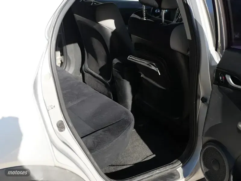 Usado Honda Civic Sport 140 CV (102 kW) 2007 Gris / plateado Coupe