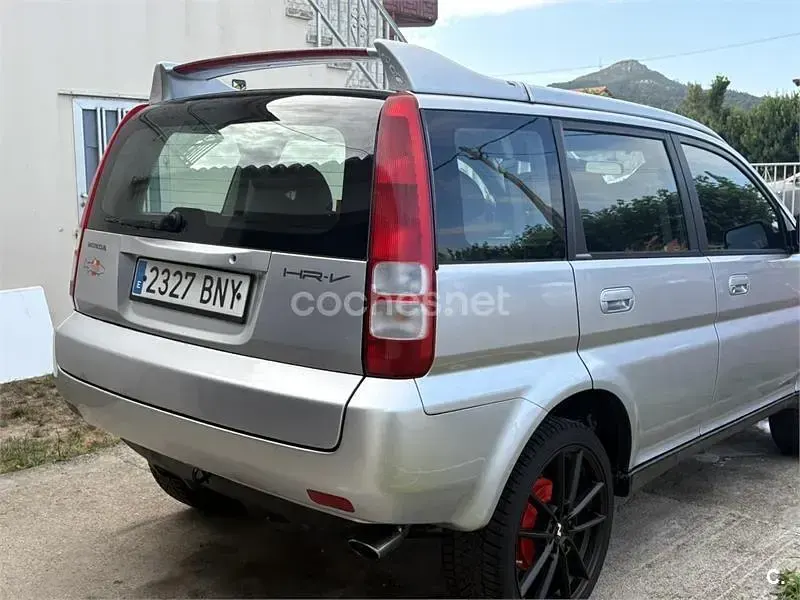 Usado Honda HR-V 105 CV (77 kW) 2001 Gris / plata SUV