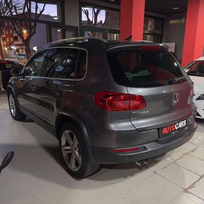 Usado VW Tiguan 177 CV (130 kW) 2013 Gris SUV