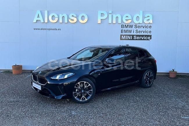 Usado BMW 120 Comfort Edition 170 CV (125 kW) 2025 Negro Utilitario