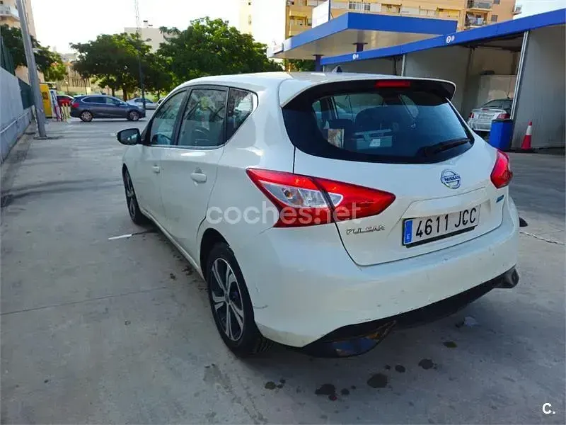 Usado Nissan Pulsar Tekna 110 CV (80 kW) 2015 Blanco Utilitario