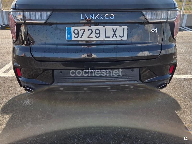 Usado Lynk & Co 01 261 CV (191 kW) 2022 Negro SUV