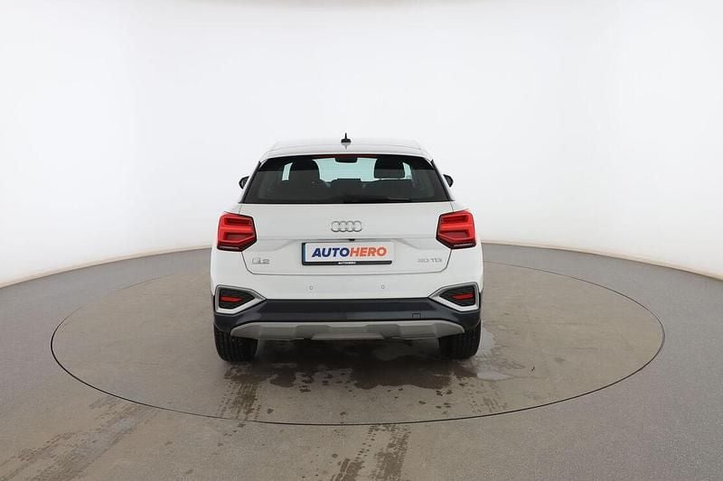Usado Audi Q2 Advanced 116 CV (85 kW) 2021 Blanco SUV