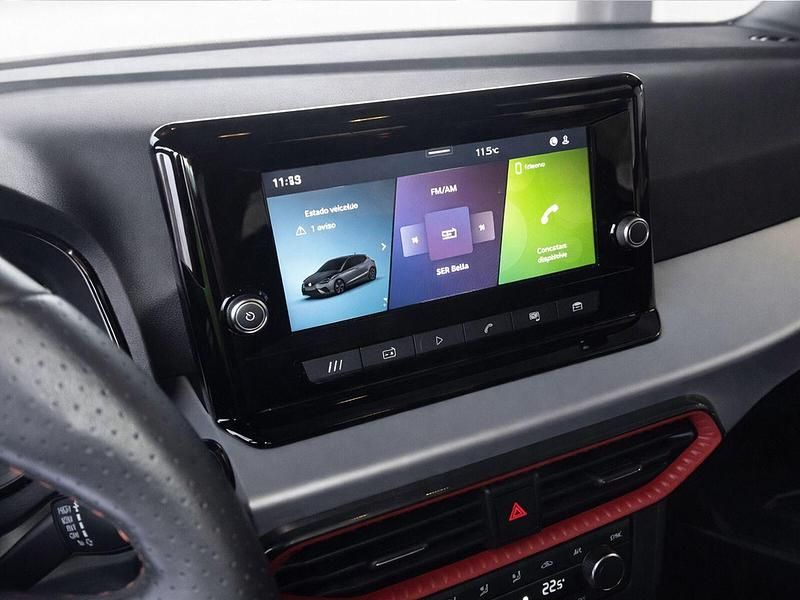 Usado Seat Ibiza FR 115 CV (84 kW) 2025 Negro Utilitario