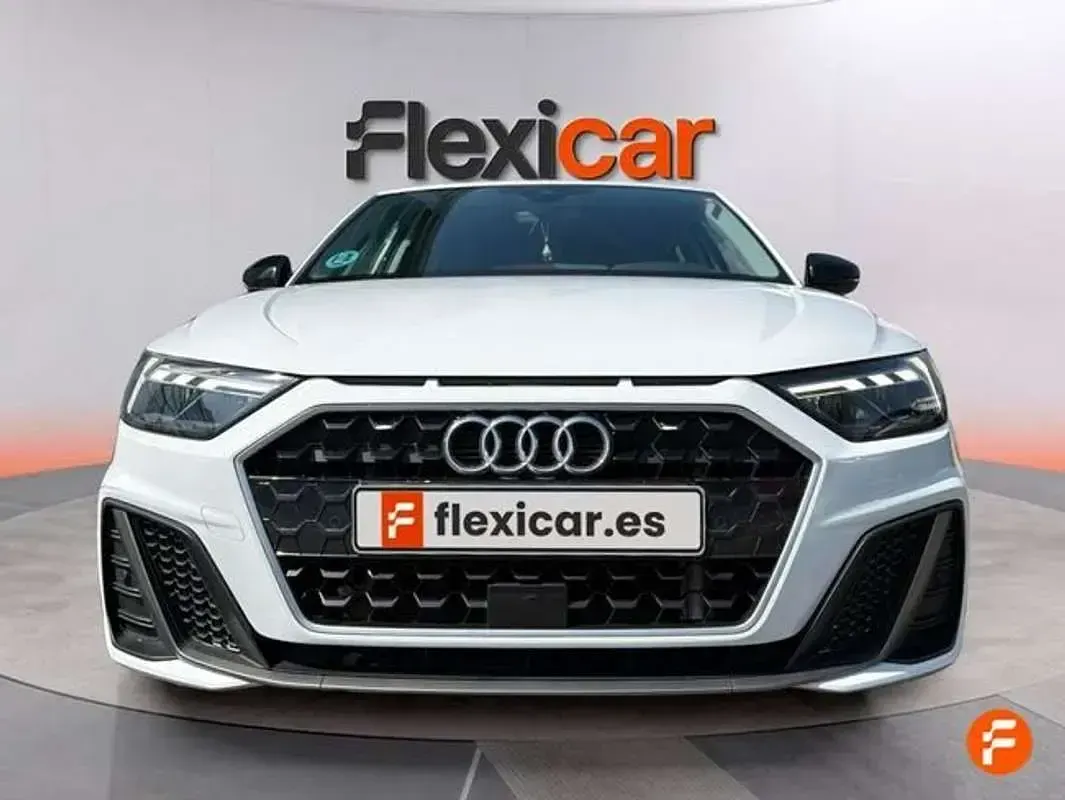Usado Audi A1 Premium 110 CV (80 kW) 2022 Blanco SUV