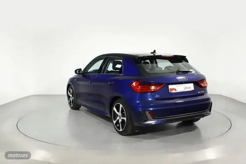 Usado Audi A1 Sportback 116 CV (85 kW) 2025 Azul Utilitario
