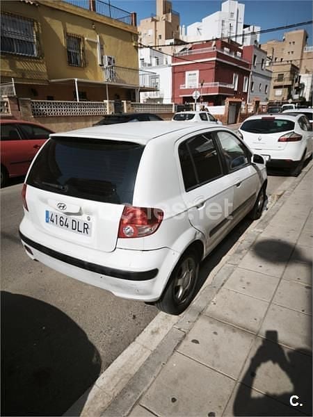 Usado Hyundai Getz GLS 82 CV (60 kW) 2005 Blanco Utilitario