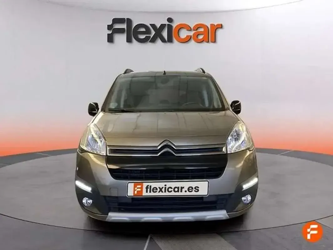 Usado Citroën Berlingo XTR 100 CV (73 kW) 2016 Gris Monovolumen