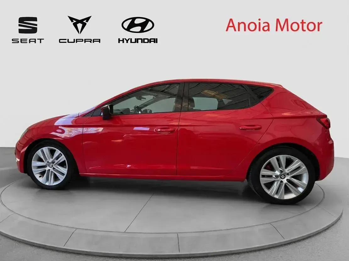 Usado Seat Leon FR 150 CV (110 kW) 2017 Rojo Berlina