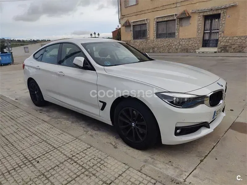 Usado BMW 320 190 CV (139 kW) 2017 Blanco Berlina