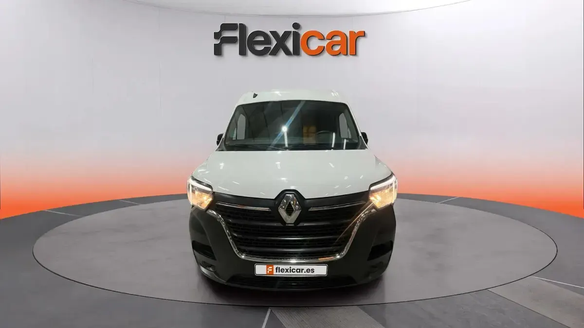 Usado Renault Master 150 CV (110 kW) 2024 Blanco Monovolumen