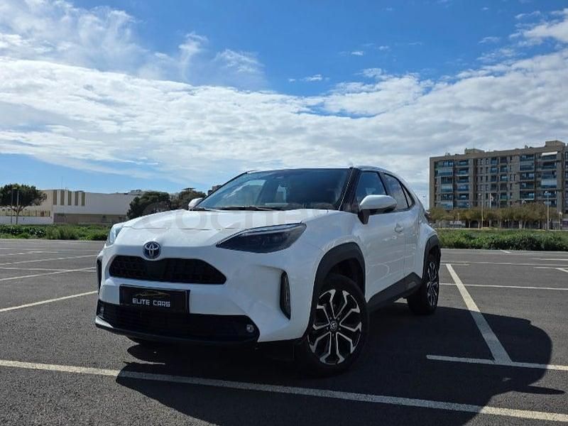 Usado Toyota Yaris Cross Active 116 CV (85 kW) 2022 Blanco SUV