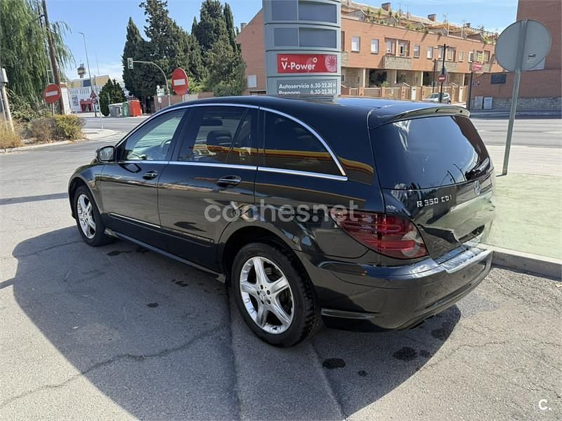 Usado Mercedes R320 224 CV (164 kW) 2008 Negro Monovolumen