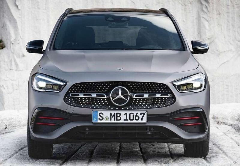 Usado Mercedes GLA200 136 CV (100 kW) 2018 Blanco SUV