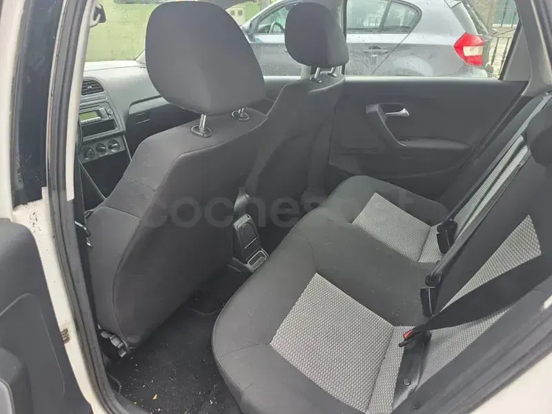 Usado VW Polo Advance 90 CV (66 kW) 2012 Blanco Utilitario