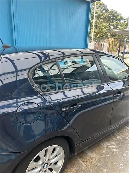 Usado BMW 118 122 CV (89 kW) 2007 Azul Utilitario