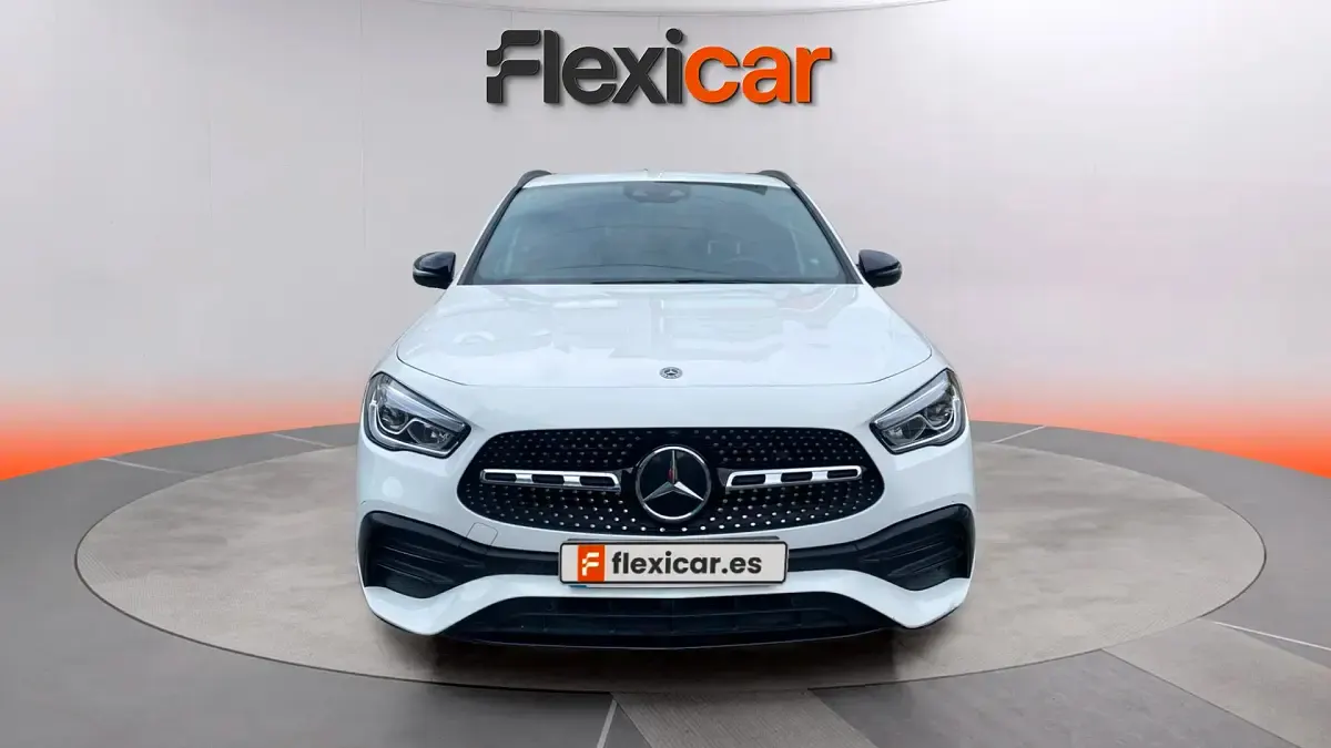Usado Mercedes GLA200 150 CV (110 kW) 2020 Blanco SUV