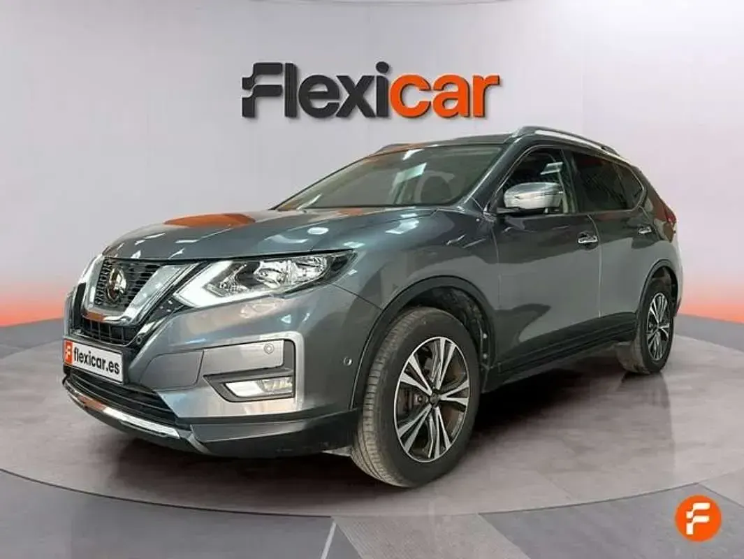 Usado Nissan X-Trail N-Connecta 150 CV (110 kW) 2020 Gris SUV