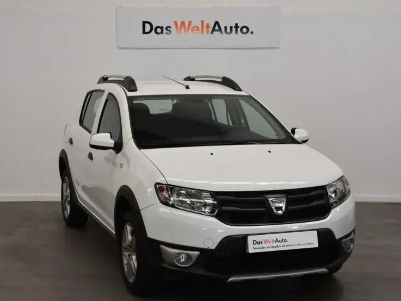 Blanco Usado 2016 Dacia Sandero Stepway Utilitario | 10.990 € (Un poco caro) - Imagen 1/4