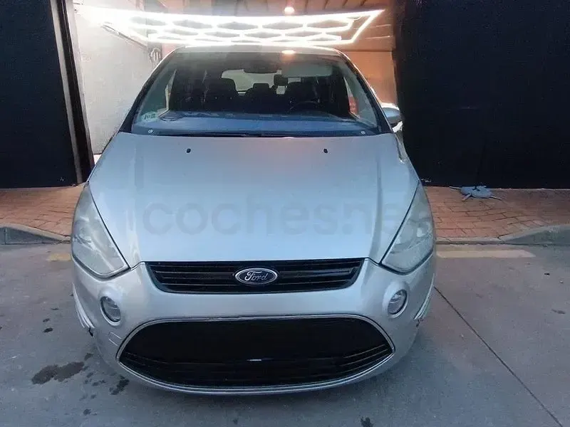 Używany Ford S-MAX Titanium 140 KM (102 kW) 2010 Szary Minivan