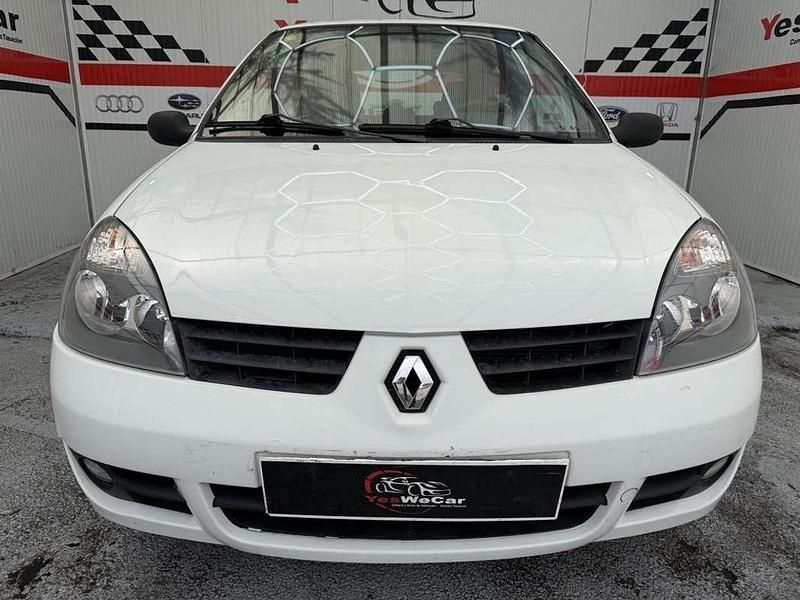 Usado Renault Clio II Techno 85 CV (62 kW) 2007 Blanco Utilitario