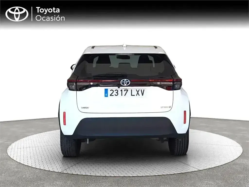 Usado Toyota Yaris Cross Active 116 CV (85 kW) 2022 Blanco SUV