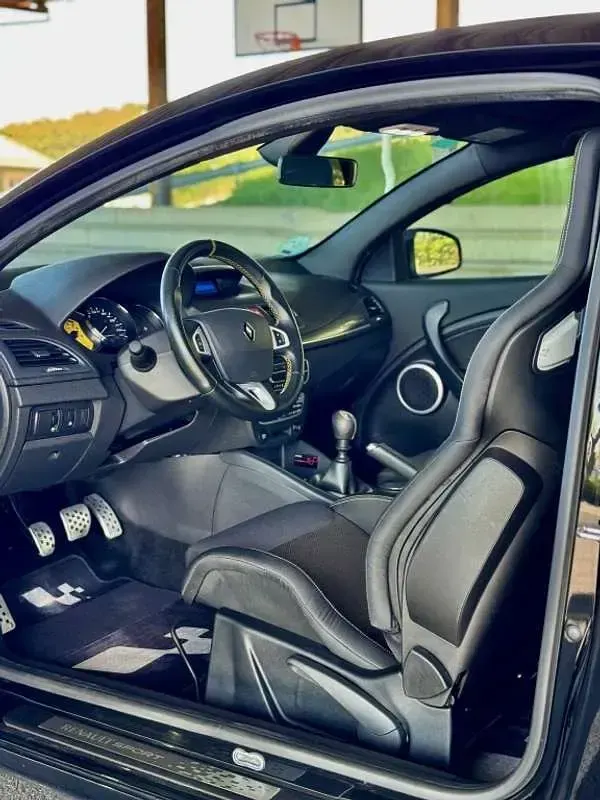 Usado Renault Mégane Trophy 265 CV (194 kW) 2012 Coupe