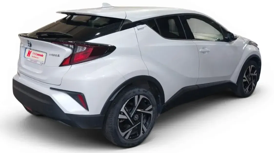 Usado Toyota C-HR Advance 122 CV (89 kW) 2022 Blanco SUV