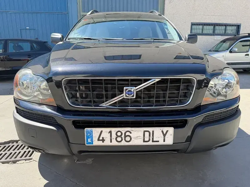 Usado Volvo XC90 Executive 163 CV (119 kW) 2005 Negro SUV