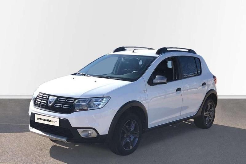 Blanco Usado 2018 Dacia Sandero Lauréate Utilitario | 8550 € (Buen precio) - Imagen 1/4