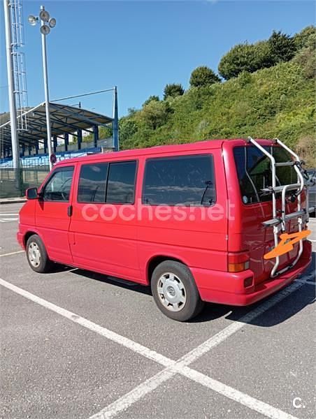 Rojo Usado 2003 VW Multivan Monovolumen | 8000 € (Super precio) - Imagen 1/4